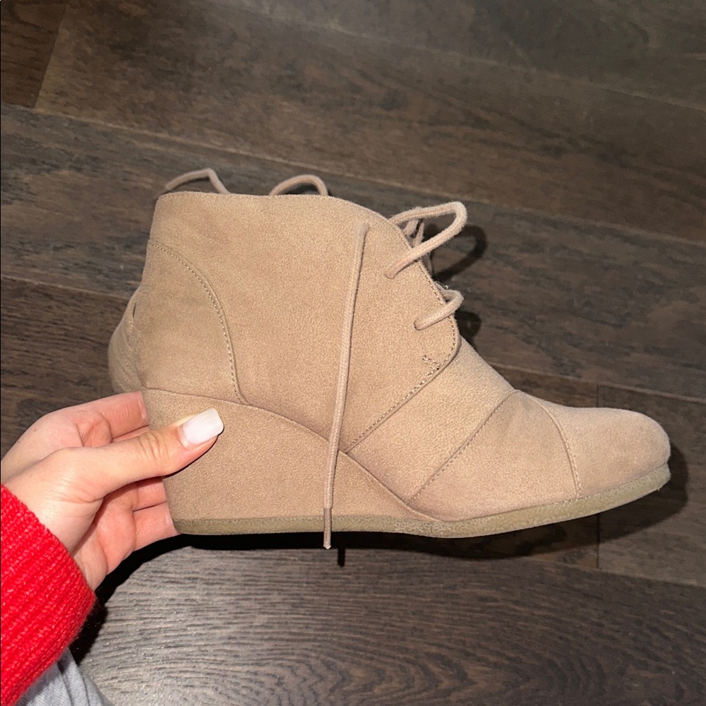 George Women's Beige Suede Wedge Booties